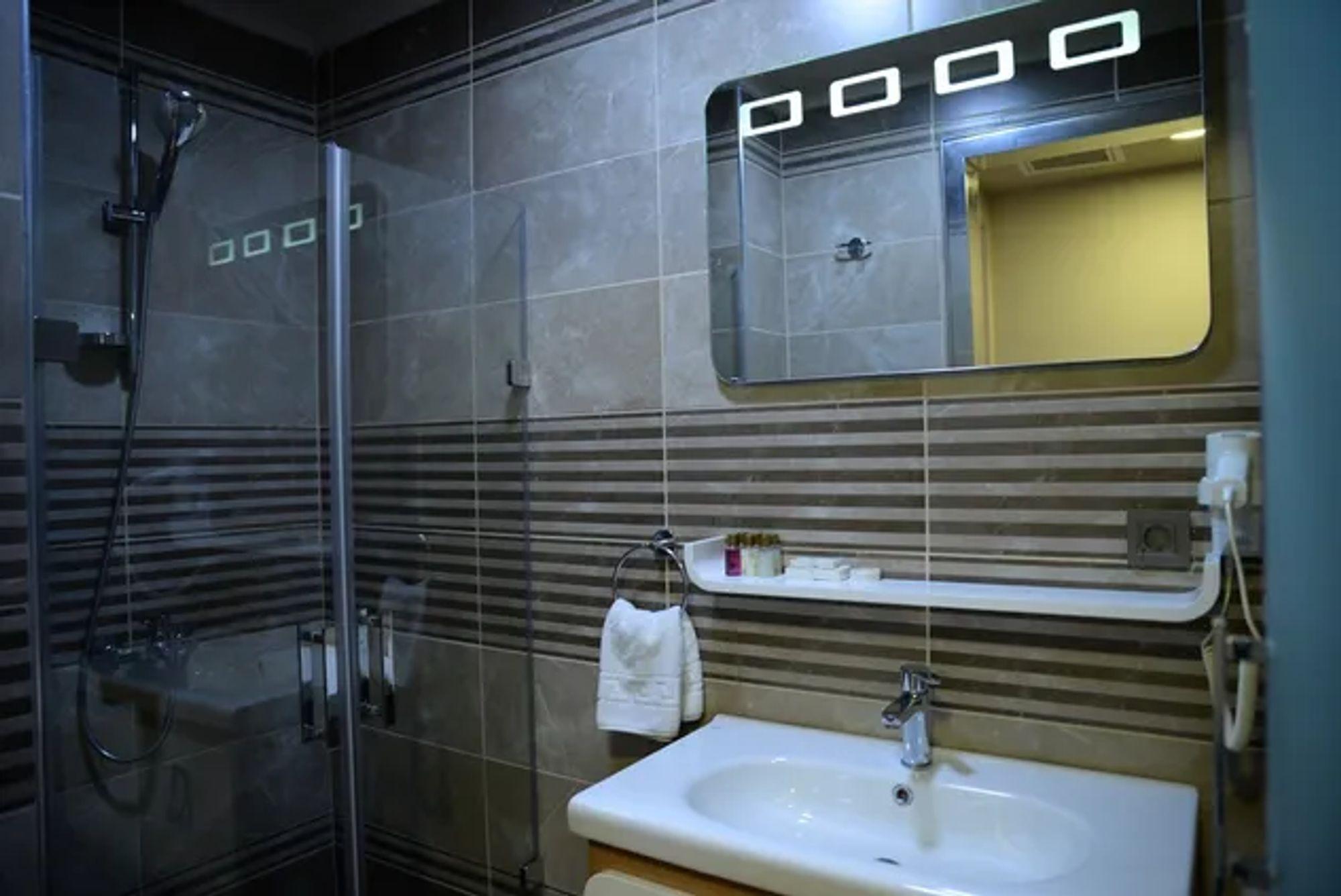 Ferman Apart Hotel Sisli Harbiye Kültér fotó