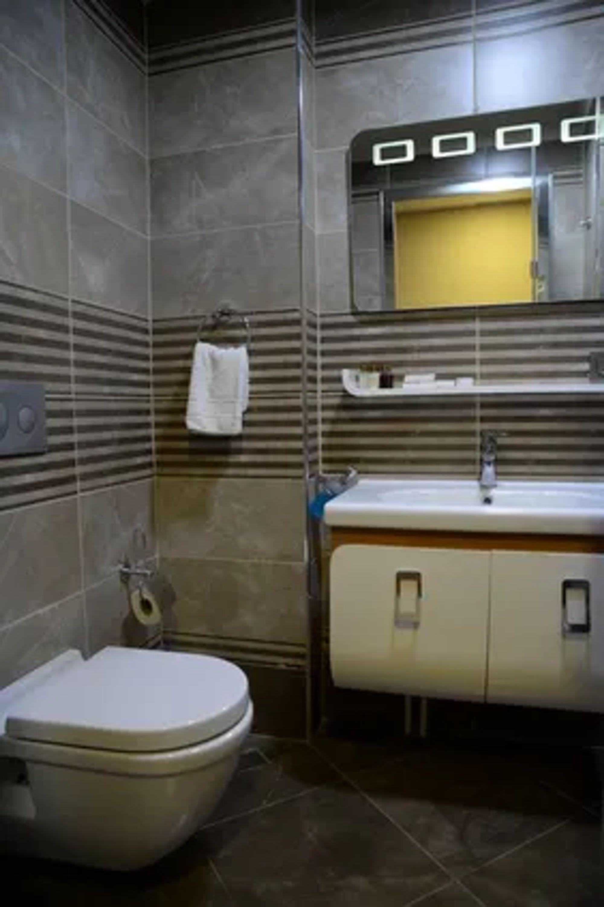 Ferman Apart Hotel Sisli Harbiye Kültér fotó